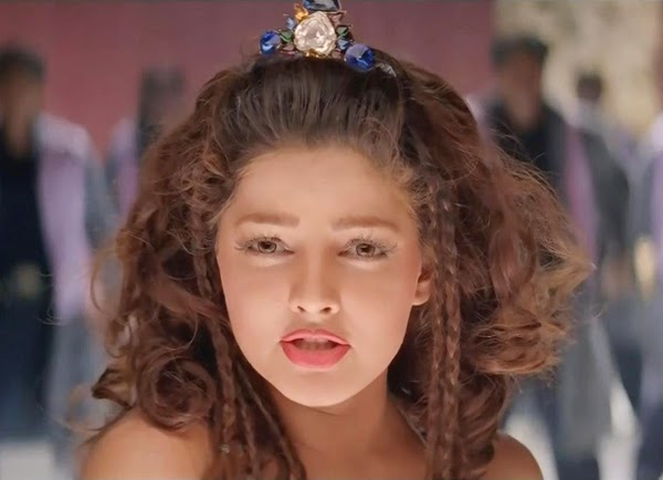 Hot and Spicy pics of Mamta Kulkarni - Indian Cinema Gallery